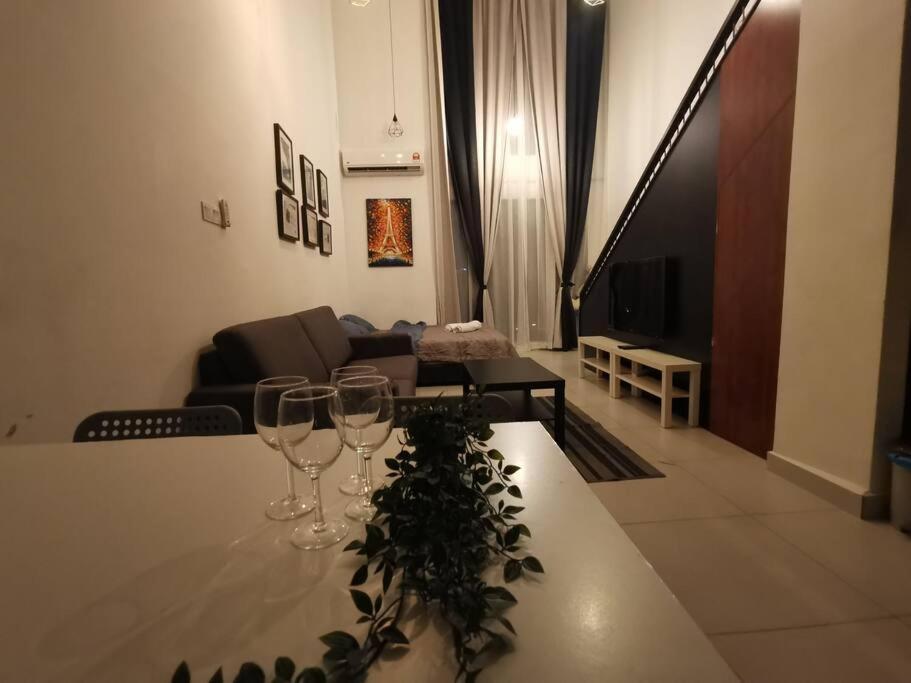 Teddy'S Homestay サイバージャヤ エクステリア 写真
